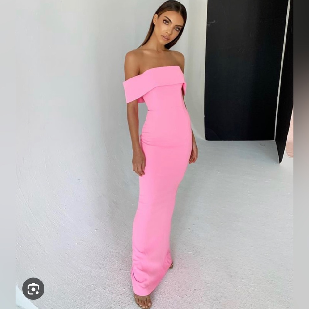 House of CB ‘Shelby’ Pink Crepe Off Shoulder Dress gown size XS Barbie body con